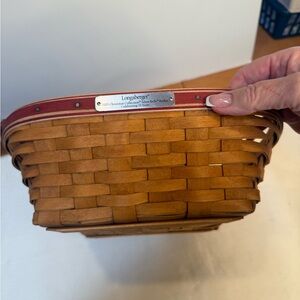 Longaberger square Handwoven Basket w Plastic Insert 2005 Holiday Edition